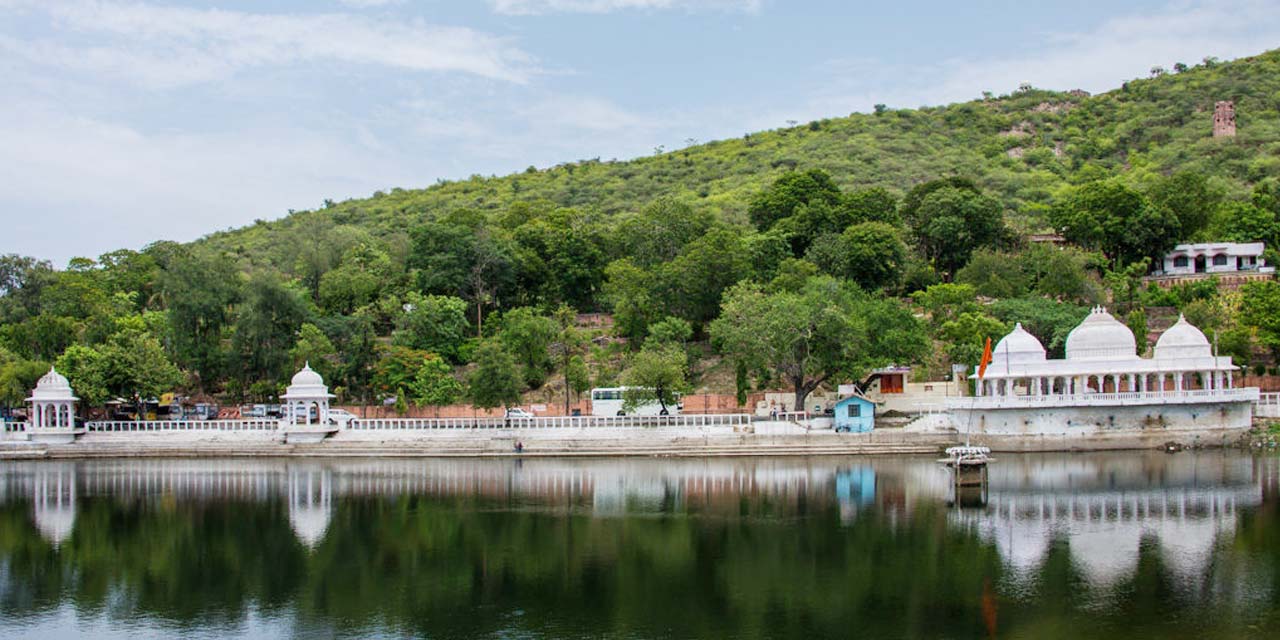 Doodh Talai Musical Garden, Udaipur Tourist Attraction