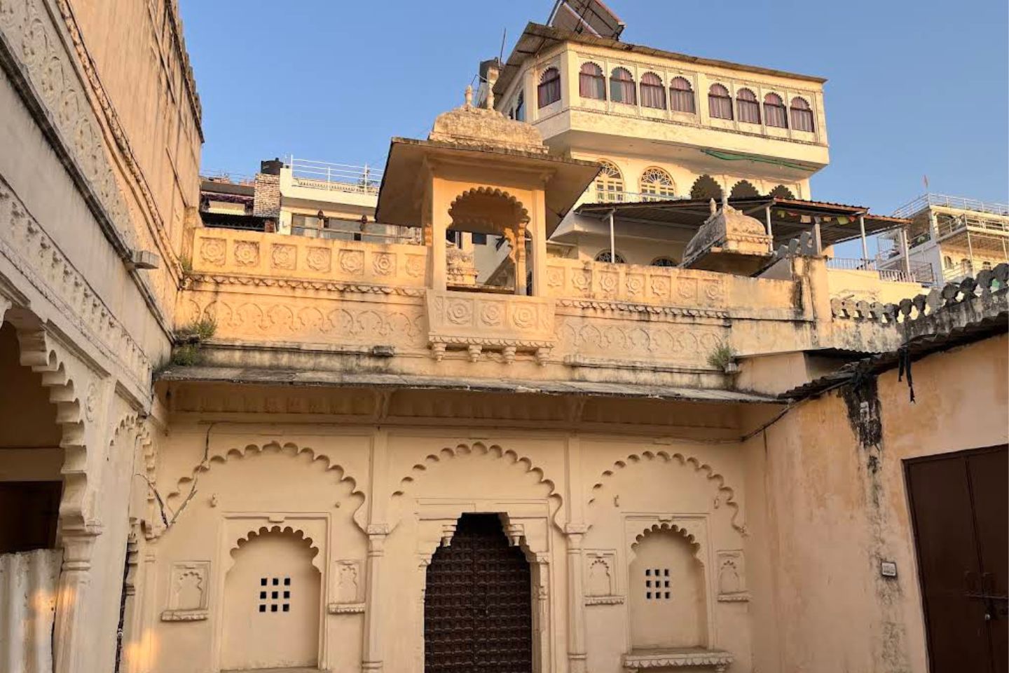 Mount Abu to Udaipur Tour Packages