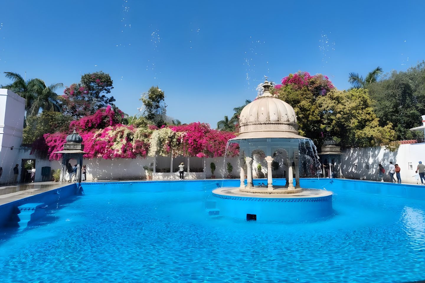 Places to Visit Sahelion ki Baari, Udaipur